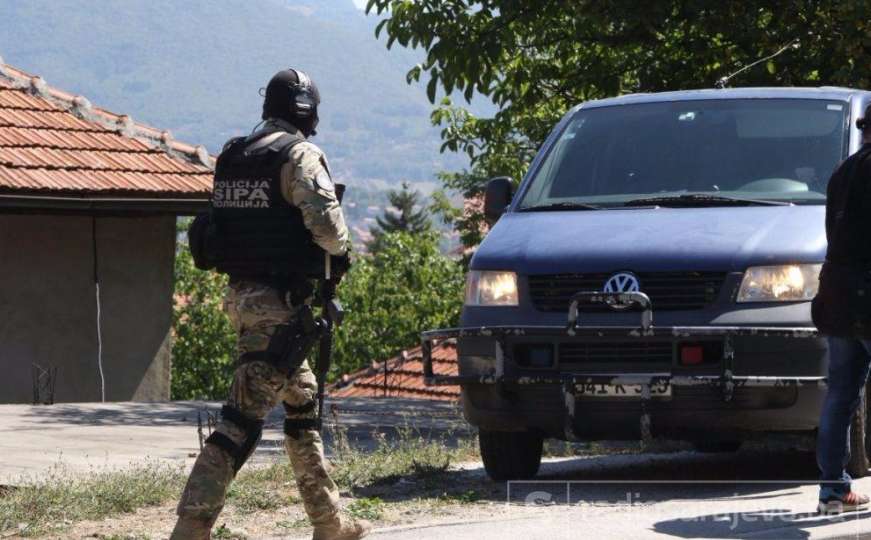 SIPA pretresa kuće osoba bliskih ekstremistima, traže naoružanje