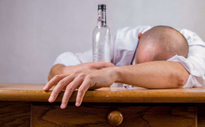  Londonska firma odsad priznaje bolovanje dan nakon pijanke