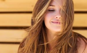 Kako obnoviti kosu i vratiti joj sjaj nakon ljetovanja