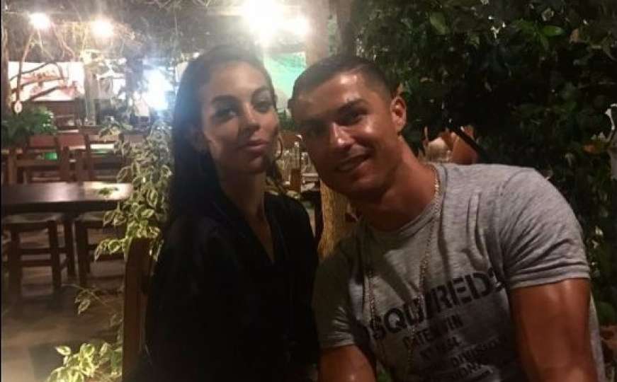 Georgina objavila fotografiju u tangicama nakon kritika Ronaldove majke