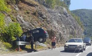 Dvije saobraćajne nesreće između Mostara i Jablanice: Jedno vozilo sletjelo s puta