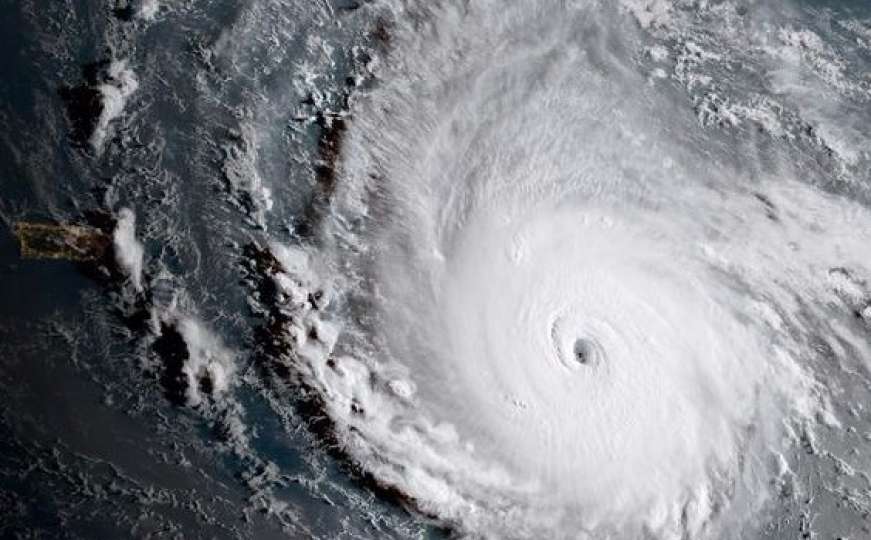 Apokaliptične snimke: Irma odnosi sve pred sobom
