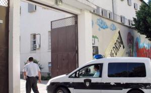 Racija usred bijela dana: Specijalna policija upala u mostarski zatvor