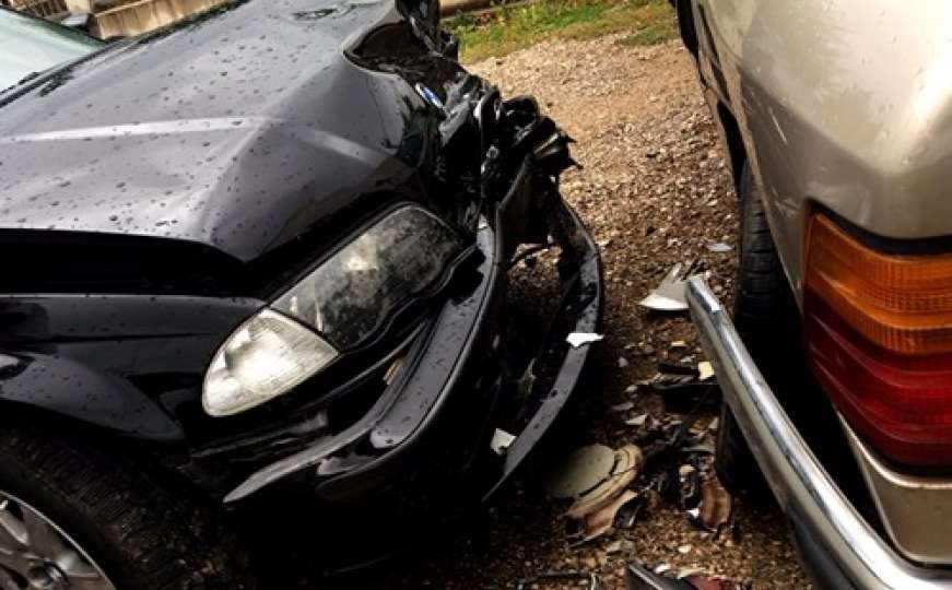 Zabio se u vozilo: Vozač BMW-a izgubio kontrolu, povrijeđena jedna osoba 