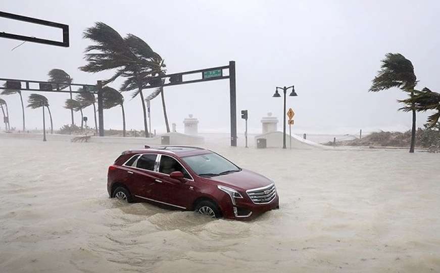 Uragan Irma oslabio, štete manje nego što se strahovalo