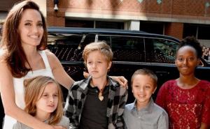 Kćerka Angelina i Brada sve više liči na oca