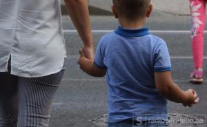 Među najgorim zemljama za zaposlene roditelje su SAD i Irska