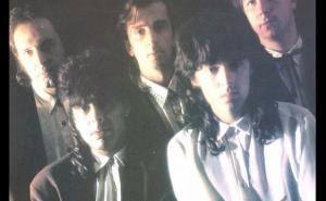 Parni valjak i "Moja je pjesma lagana"