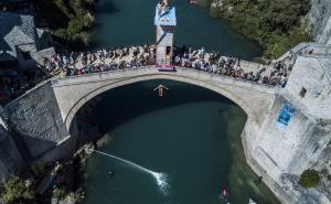 Red Bull Cliff Diving: Sve je spremno za spektakl ovog vikenda na Starom mostu