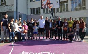 Učenici Centra za slušnu i govornu rehabilitaciju dobili novo basket igralište