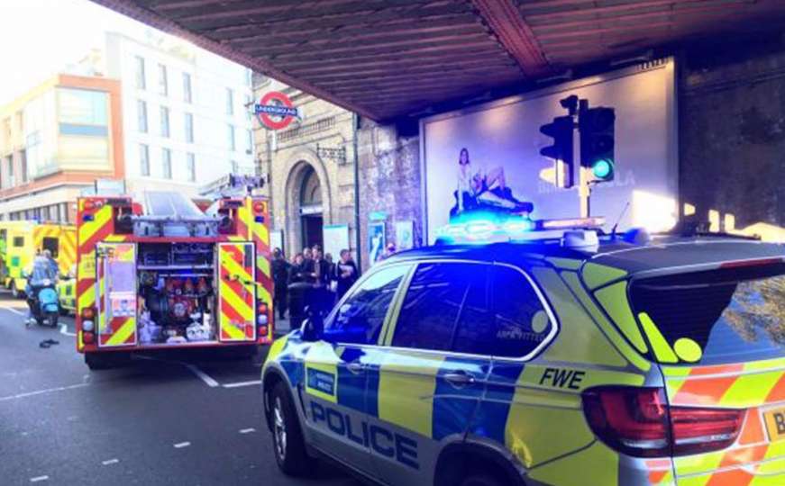 Uhapšen 18-godišnjak za napad u londonskom metrou