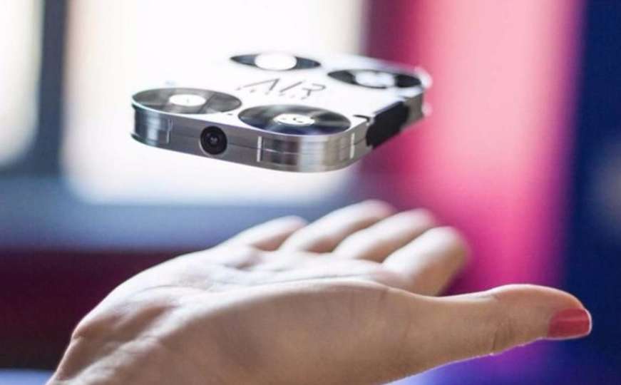 Nova era selfie slikanja: Dron umjesto štapa za vrhunske fotografije