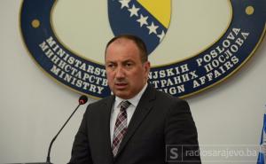 Crnadak: Teška politička situacija u BiH razlog kašnjenja s Upitnikom EK