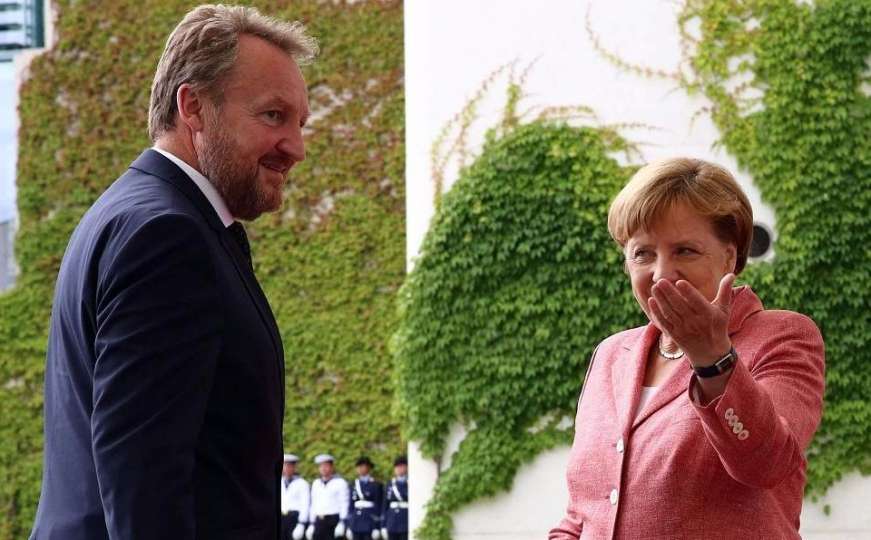 Izetbegović čestitao Merkel: Uvjereni smo da će Njemačka nastaviti podržavati BiH
