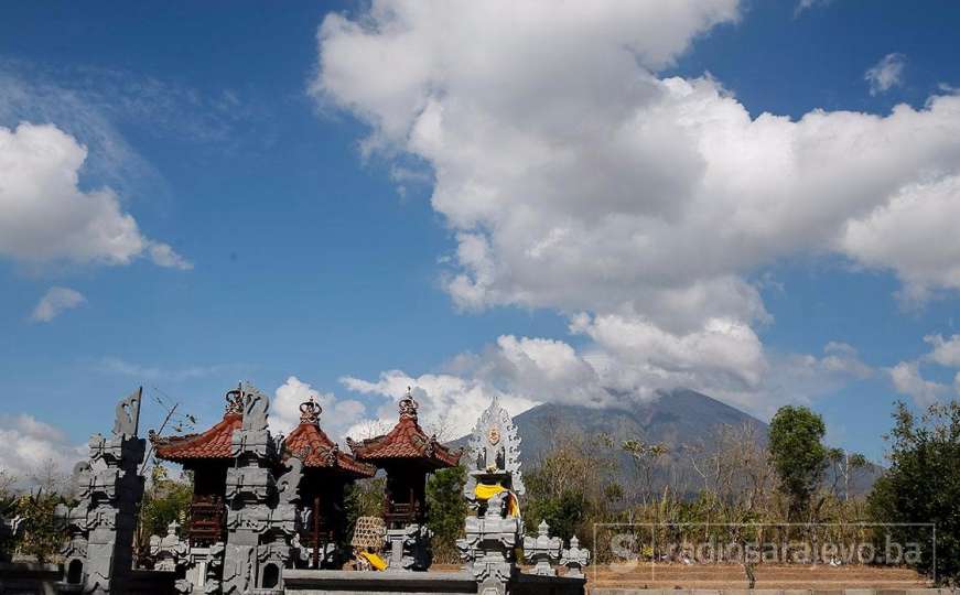 Na Baliju evakuirano 75.000 ljudi zbog straha od erupcije vulkana