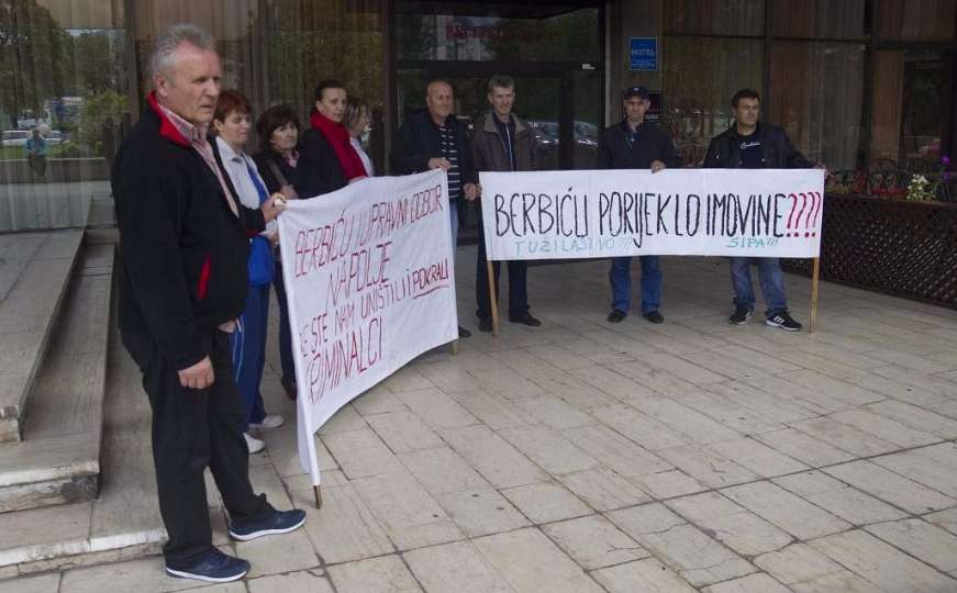 Protest radnika Željezare i hotela Internacional: Nisu dobili plaću u 2017.