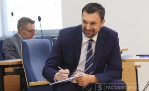 Konaković na hitnoj sjednici: U ViK-u je portir trebao postati šef