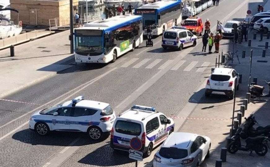 Marseille: Muškarac uzvikivao "Allahu ekber", pa nožem ubio dvije osobe