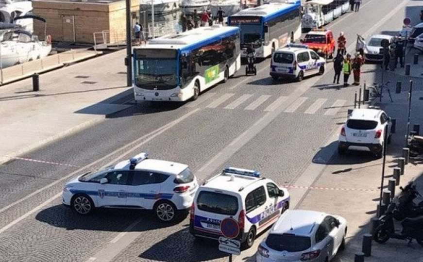 Pet uhapšenih nakon pronađene eksplozivne naprave u Parizu
