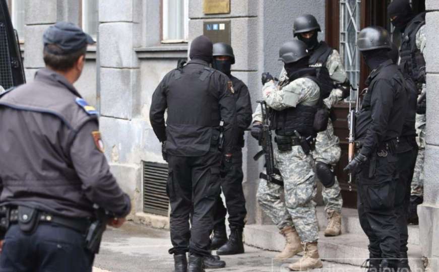 Sarajevo: SIPA uhapsila jednu osobu, pretresi na više lokacija