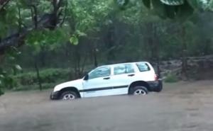 Tropska oluja snažna kao uragan pogodila Srednju Ameriku