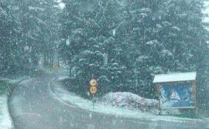 Zima usred jeseni: Na planini Borja pao snijeg