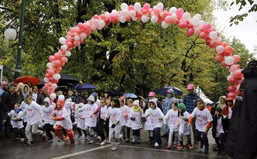 Hiljade učesnika u Sarajevu u borbi protiv karcinoma dojke