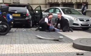 Drama u Londonu: Automobilom se zabio u pješake na popularnoj lokaciji
