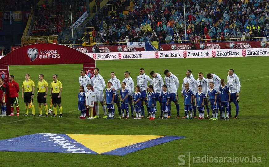 Himna BiH na stadionu Grbavica uoči utakmice s Belgijom