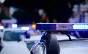 BMW-om preletio preko ceste i zabio se u kuću, jedna osoba poginula