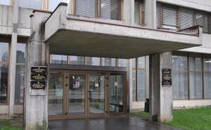 Hrvatska: Sin tužio majku jer ga je napustila, ona mu mora isplatiti 12.500 KM