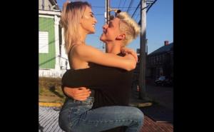 Američka Instagram zvijezda slučajno uživo prenosila seks s partnerom