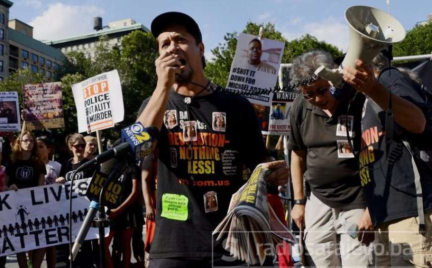 Pet uhapšenih: Protesti zbog ubistva Afroamerikanca u Fergusonu