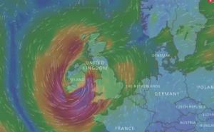 Uragan Ofelija sve bliže Europi: Donosi vjetrove brzine 185 kilometara na sat