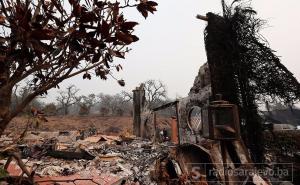 Novi požari u Kaliforniji dok napreduje borba s vatrom u vinogradarskoj regiji