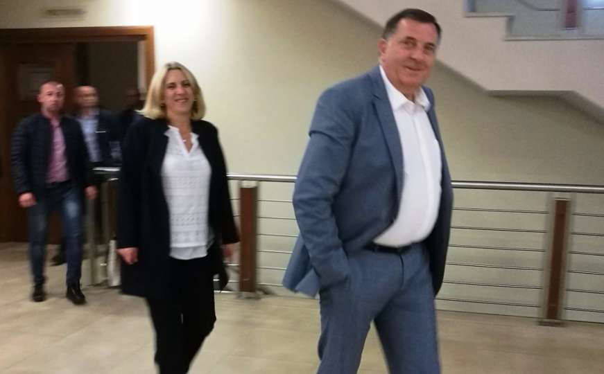 Dodik provocirao novinara pa dobio žestok odgovor