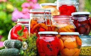 Mirisi iz djetinjstva: Najbolji načini pripreme zimnice i domaće turšije 