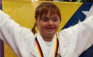 Azra Dedić, djevojka s Down sindromom, osvojila bronzanu medalju u Kelnu