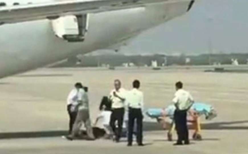 Prijelomi i modrice: Stjuardesa ispala iz aviona tokom polijetanja