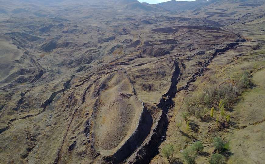 Američki naučnik na planini Ararat traga za Nuhovom barkom