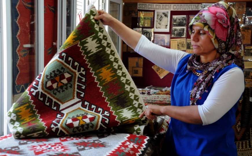 Tradicionalni turski ćilimi oživljavaju bojom iz kore nara