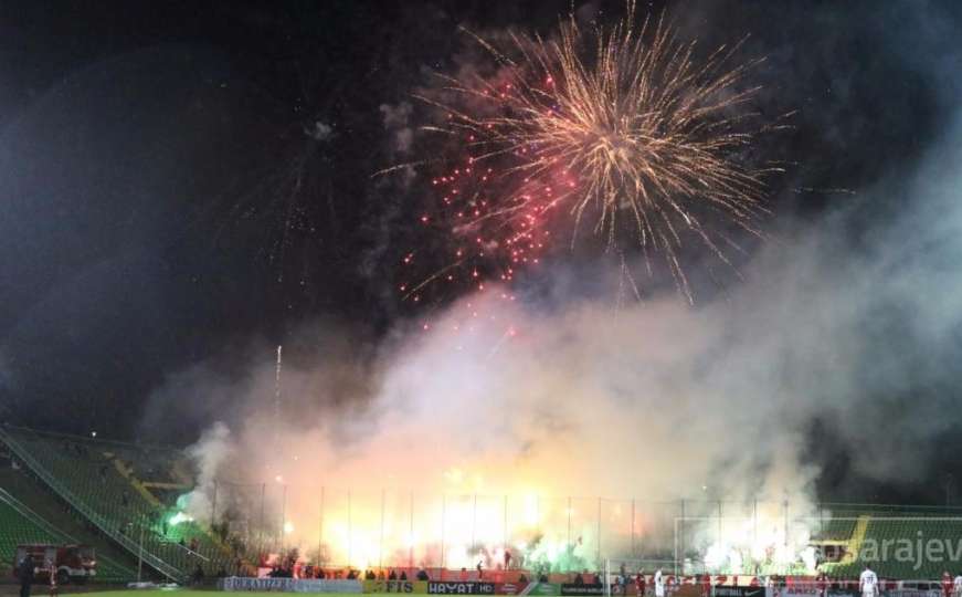Povodom 30. rođendana navijačke grupe: Horde zla priredile vatromet
