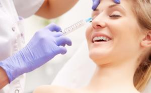 Novi trend u estetskoj hirurgiji: Ubrizgavanje injekcije vlastite krvi u lice