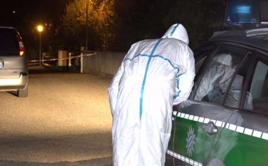 Njemačka: Muškarac od 300 kilograma ubio majku i djevojku, pa presudio sebi 
