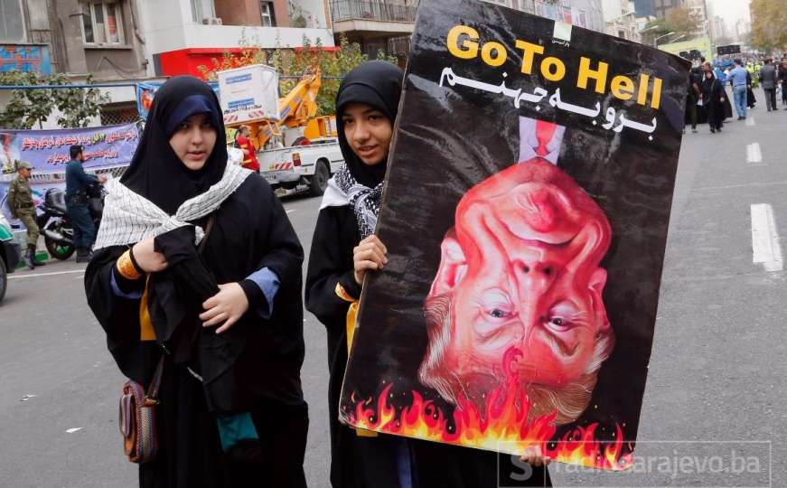 Iran obilježava godišnjicu zauzimanja ambasade SAD-a