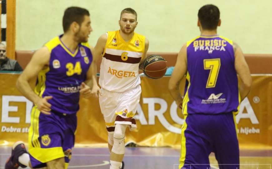 Košarkaši Bosne trijumfovali protiv Teodoa