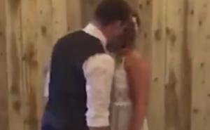 Mlada i mladoženja prvo zaplesali, pa su se počeli krvnički tući 