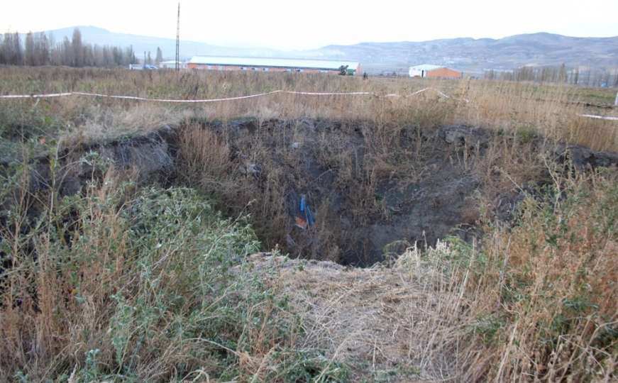 U Turskoj osvanula zastrašujuća rupa prečnika 15 metara