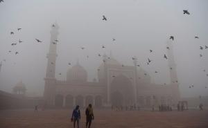 New Delhi: Zagađenje zraka alarmantno, zatvorene škole