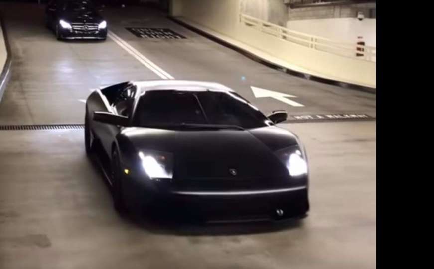 Ugodno i korisno: Ako ne želiš plaćati parking - kupi Lamborghini